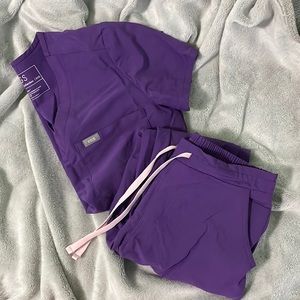 FIGS Casma and Yola Scrub Top and Bottom Set in Purple Violet